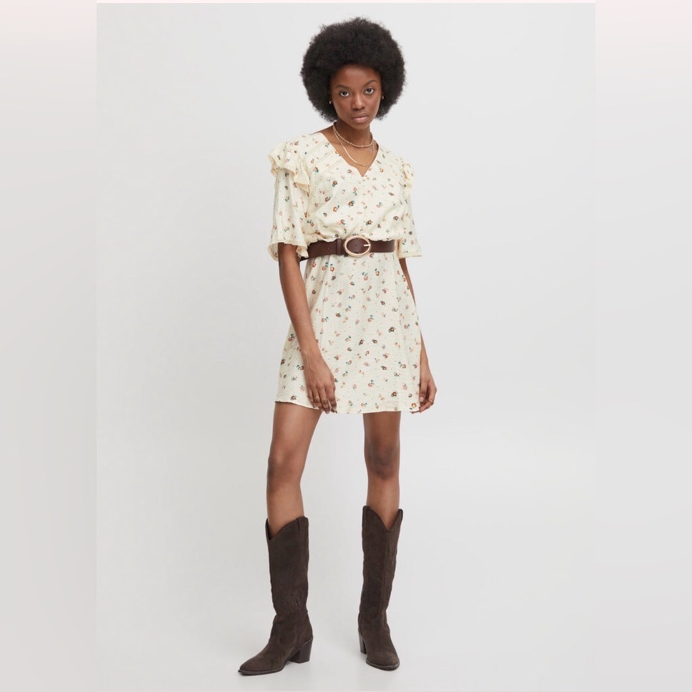 Atelier Reve | Donna | Cream | Floral | Dress |Ruffle Sleeves |Feminine |Size 38